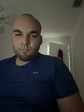 Snapshot of Tukola92 chatting on 01-12-26, 07:20 Tukola92 online show from 01-12-26, 07:20