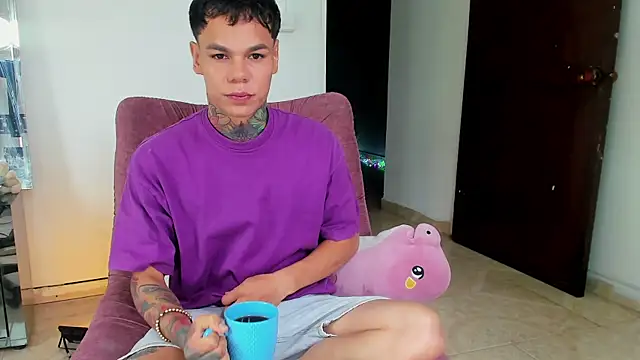 Jordyrodriiguez online show from 10-22-25, 01:10