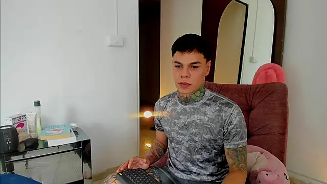 Jordyrodriiguez online show from 10-30-25, 07:55