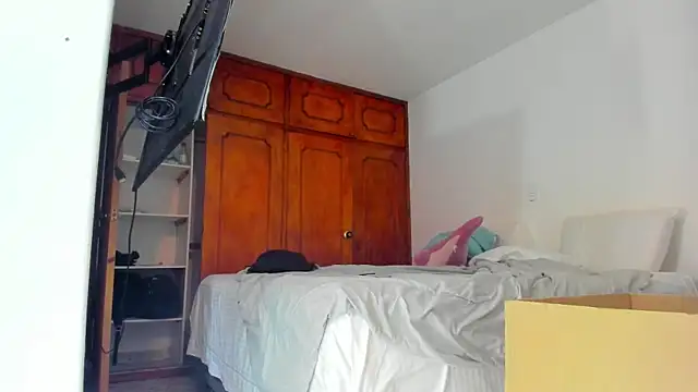 Jordyrodriiguez online show from 02-17-25, 06:06