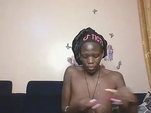Moniklavy online show from 06-11-26, 01:19