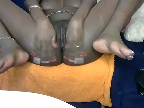 Moniklavy online show from 12-02-25, 08:32