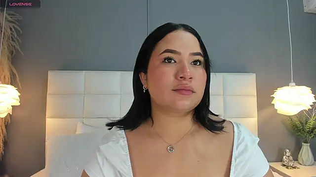 HannaKarson online show from 02-12-26, 11:32