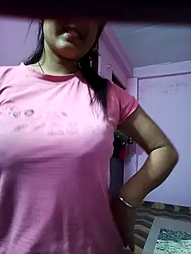 Snapshot of Bittu-rani chatting on 01-22-25, 09:35 Bittu-rani online show from 01-22-25, 09:35