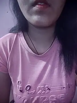 Snapshot of Bittu-rani chatting on 03-21-25, 06:27 Bittu-rani online show from 03-21-25, 06:27