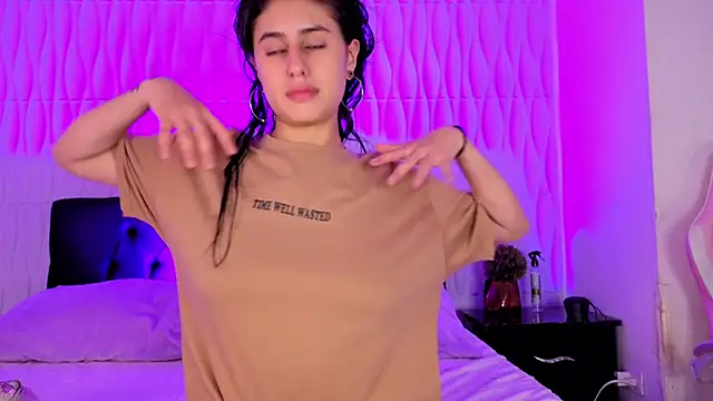 Snapshot of Natasha_Nasty2 chatting on 11-01-25, 08:14 Natasha Nasty2 online show from 11-01-25, 08:14