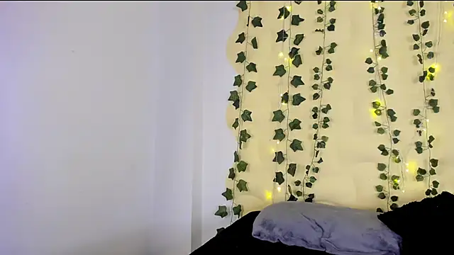 Snapshot of Natasha_Nasty2 chatting on 03-13-25, 09:16 Natasha Nasty2 online show from 03-13-25, 09:16