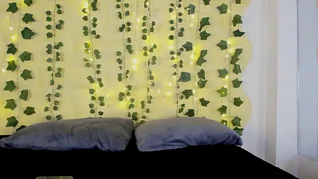 Snapshot of Natasha_Nasty2 chatting on 02-06-25, 06:40 Natasha Nasty2 online show from 02-06-25, 06:40