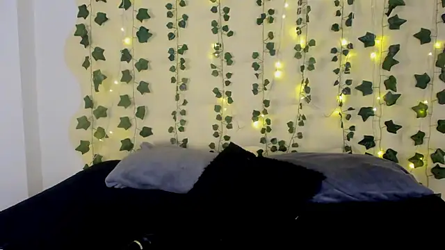 Snapshot of Natasha_Nasty2 chatting on 02-04-25, 10:55 Natasha Nasty2 online show from 02-04-25, 10:55