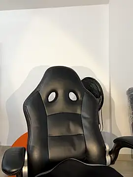 Liissa cute  online show from 11-04-25, 04:44