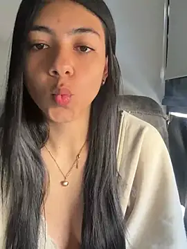 Liissa cute  online show from 04-22-26, 08:04