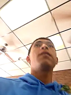 Snapshot of Yoko0381 chatting on 11-11-25, 05:52 Yoko0381 online show from 11-11-25, 05:52