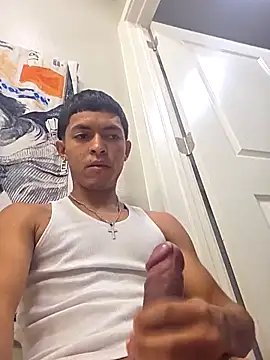 Snapshot of Yoko0381 chatting on 09-28-25, 09:27 Yoko0381 online show from 09-28-25, 09:27