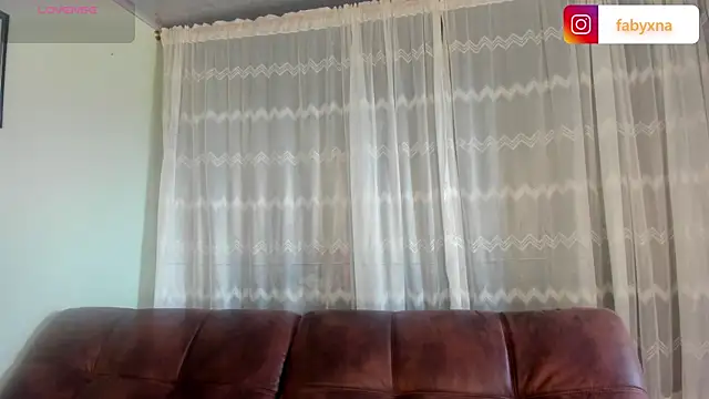 Snapshot of peyton_golden1 chatting on 09-09-25, 10:08 peyton golden1 online show from 09-09-25, 10:08