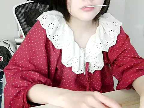 Yin-girl online show from 01-13-26, 06:12