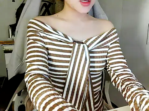 Yin-girl online show from 01-08-26, 04:46