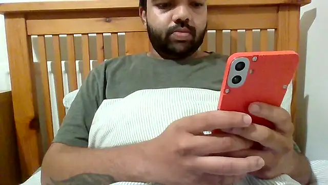 whoreboi98 online show from 04-19-26, 08:33