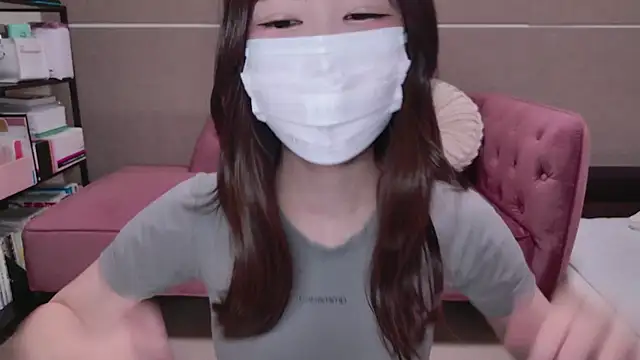 Snapshot of TsukasaSakai chatting on 12-07-24, 05:10 TsukasaSakai online show from 12-07-24, 05:10