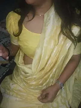 Dreamgirl1211 online show from 12-15-25, 06:58