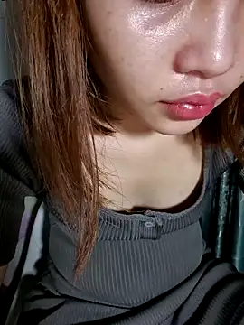 Snapshot of Wettpussyxx chatting on 10-15-25, 05:43 Wettpussyxx online show from 10-15-25, 05:43