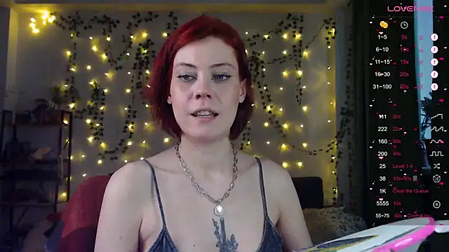 Snapshot of Your_Corvus chatting on 03-04-25, 11:19 Your Corvus online show from 03-04-25, 11:19