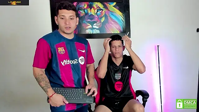 Noha white online show from 03-25-26, 07:46