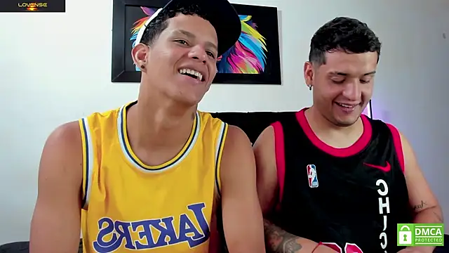 Noha white online show from 04-23-26, 07:37