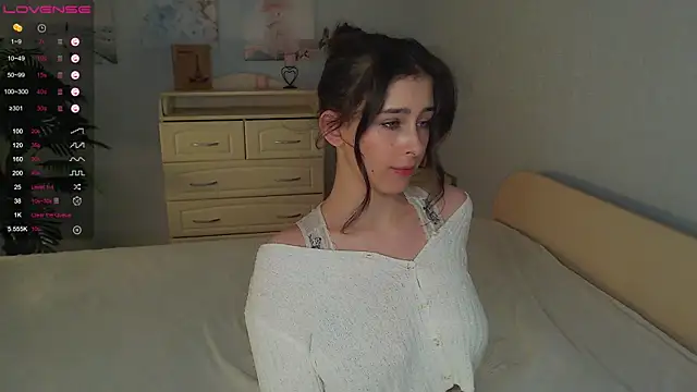 cosmosbaby online show from 12-04-25, 03:11