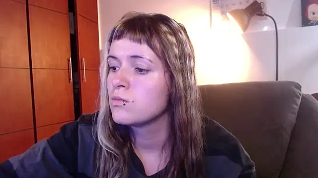 NEXT DOOR GIRL  online show from 10-20-25, 09:26