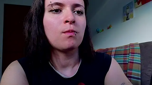 NEXT DOOR GIRL  online show from 04-09-26, 10:38