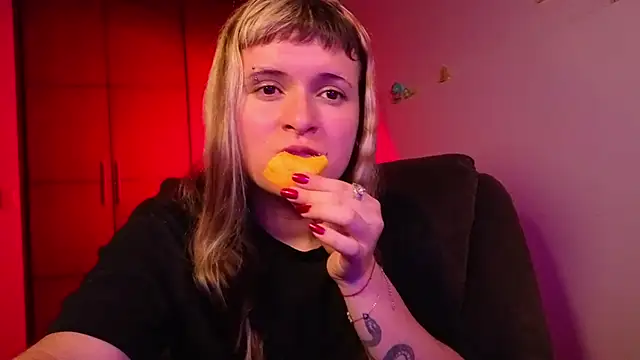 Snapshot of NEXT_DOOR_GIRL_ chatting on 03-04-26, 01:02 NEXT DOOR GIRL online show from 03-04-26, 01:02