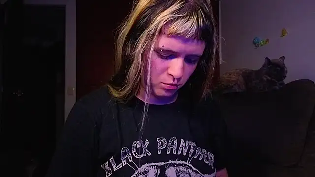 NEXT DOOR GIRL  online show from 03-19-26, 11:38