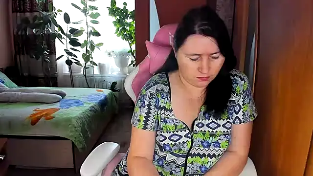 Snapshot of Tatyana51 chatting on 02-18-26, 06:22 Tatyana51 online show from 02-18-26, 06:22