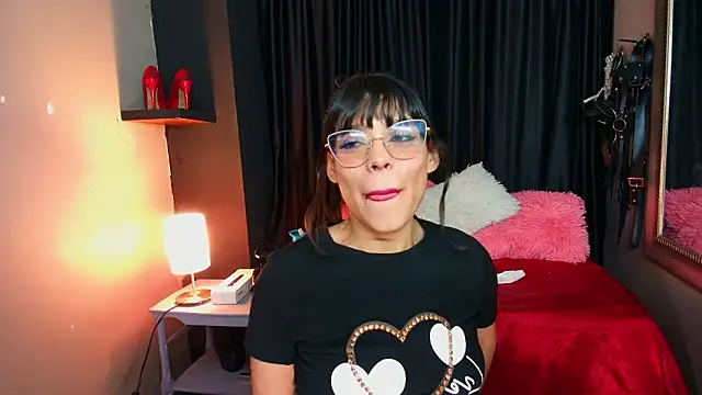 AvaLusty online show from 02-15-26, 03:29