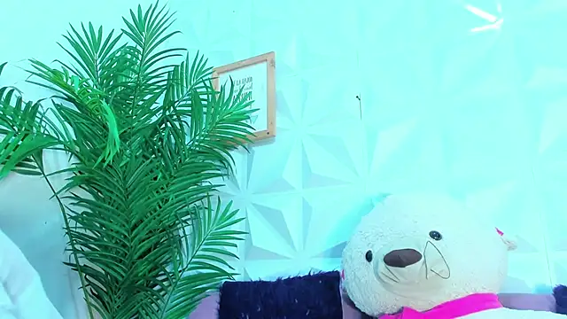 Briyit Doll online show from 10-01-25, 09:29