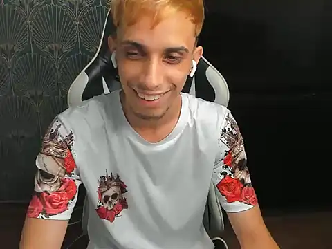 Snapshot of se6model chatting on 09-21-25, 06:13 se6model online show from 09-21-25, 06:13