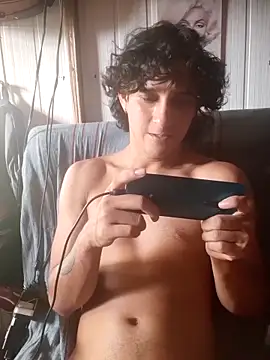 pedrodavid  online show from 06-10-26, 08:21
