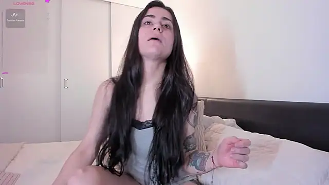 guccipussy1 online show from 01-17-25, 06:02
