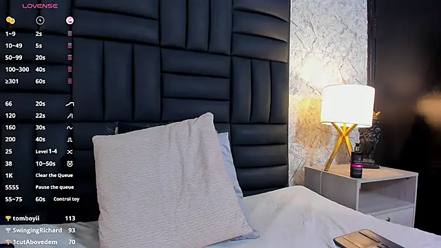 Caro martinezz online show from 03-08-25, 07:49