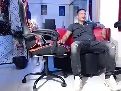 damiam fiery online show from 12-28-24, 12:26