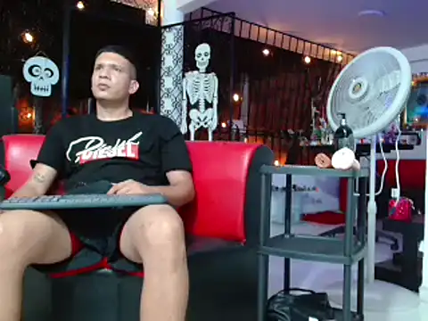 damiam fiery online show from 11-06-25, 03:43