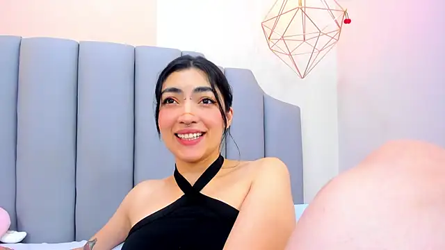 ThailyCherry online show from 02-26-25, 01:25