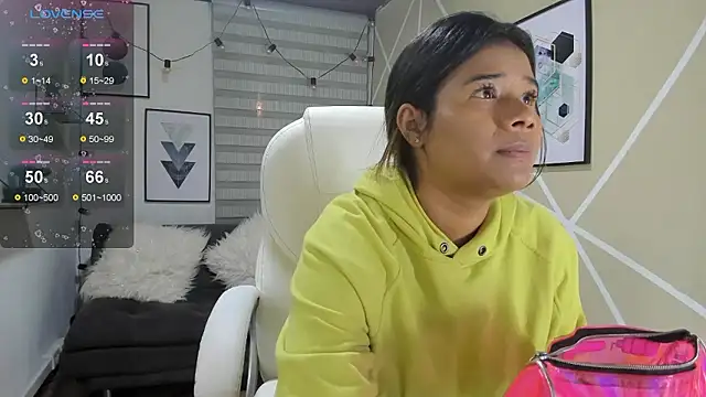 Enma  clark online show from 01-16-26, 04:27