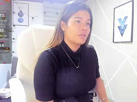 Enma  clark online show from 11-11-25, 03:45