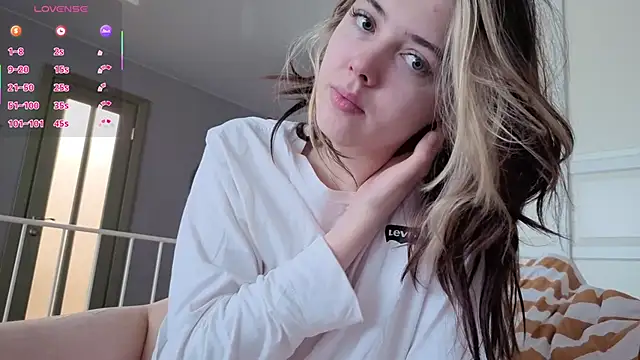 Vanessa Walters online show from 03-11-26, 04:17