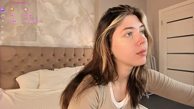 Vanessa Walters online show from 04-04-26, 03:13