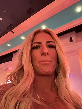 blondiluvsanal online show from 03-08-26, 03:04