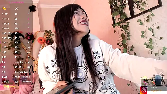 Punkys  online show from 10-31-25, 10:49