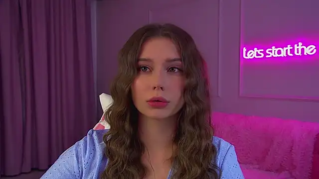 DianaVert online show from 11-13-25, 06:34