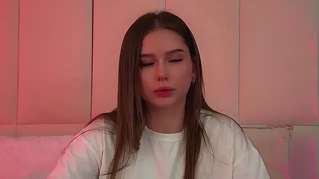 Snapshot of DianaVert chatting on 02-03-26, 06:51 DianaVert online show from 02-03-26, 06:51